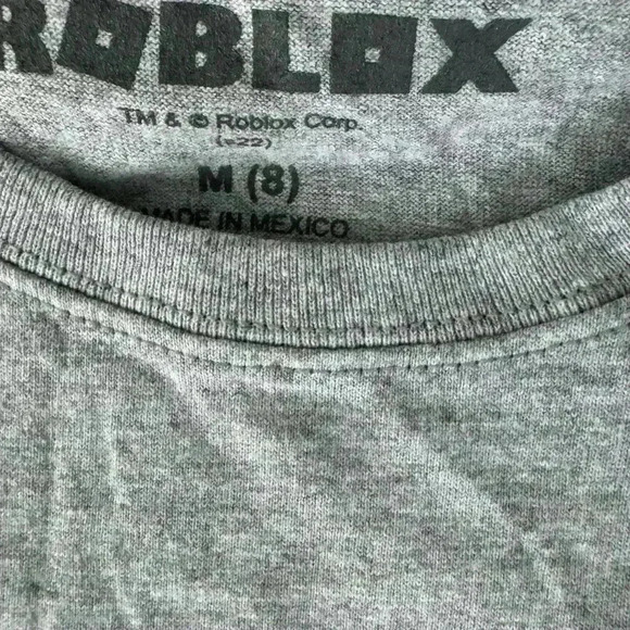 Roblox Character Faces ~ Youth size 8 ~ NWOT! - Picture 4 of 4